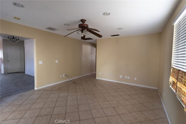 18845 Madrone, Hesperia, CA 92345