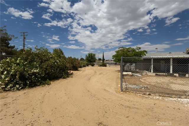 18845 Madrone, Hesperia, CA 92345