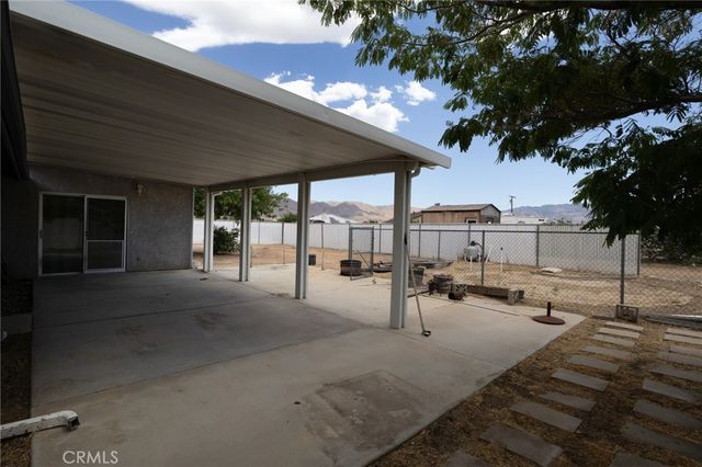 18845 Madrone, Hesperia, CA 92345