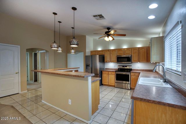 23171 W SHADOW Drive, Buckeye, AZ 85326