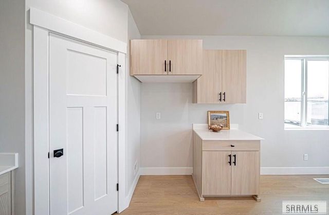 6425 Ender Ln, Idaho Falls, ID 83401