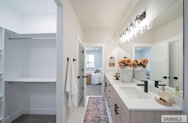 6425 Ender Ln, Idaho Falls, ID 83401