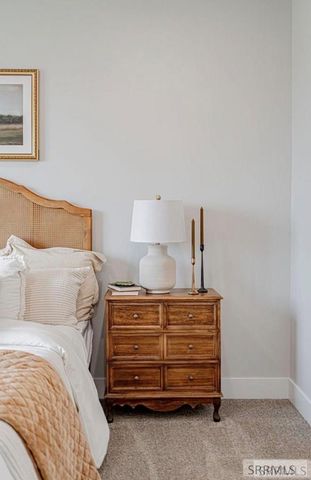 6425 Ender Ln, Idaho Falls, ID 83401