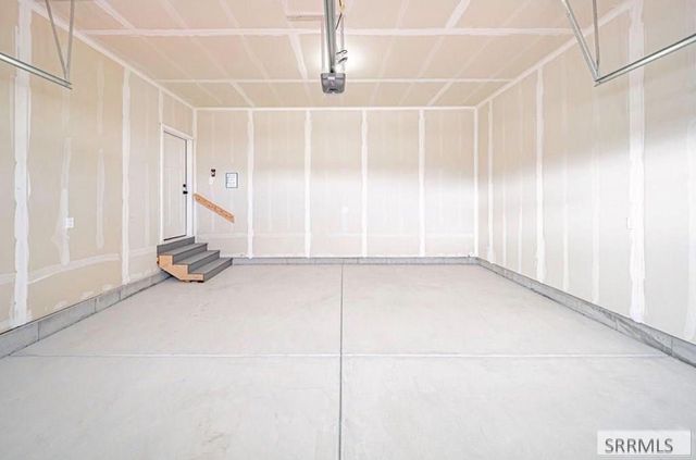 6425 Ender Ln, Idaho Falls, ID 83401