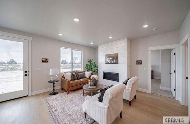 6425 Ender Ln, Idaho Falls, ID 83401