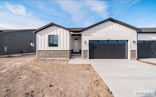 6425 Ender Ln, Idaho Falls, ID 83401