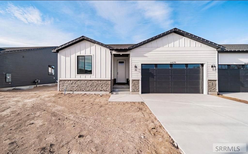 6425 Ender Ln, Idaho Falls, ID 83401