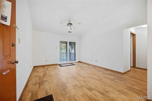 7611 Triwoods Drive J, Shrewsbury, MO 63119