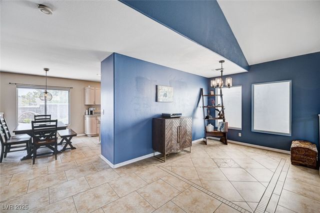 7813 Falconwing Avenue, Las Vegas, NV 89131