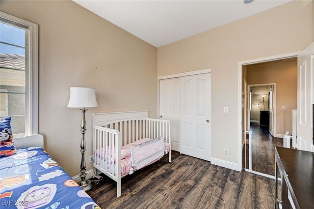 7813 Falconwing Avenue, Las Vegas, NV 89131