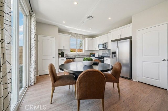 15442 Thundercloud Lane, Victorville, CA 92394