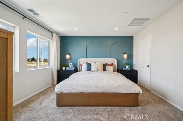 15442 Thundercloud Lane, Victorville, CA 92394