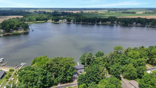86640 60th Street, Keeler Twp, MI 49045