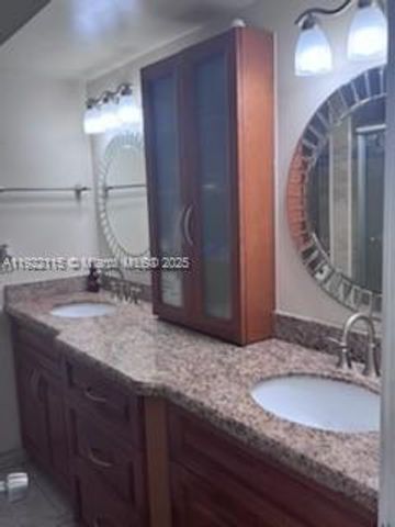 5890 NW 15th St, Sunrise, FL 33313