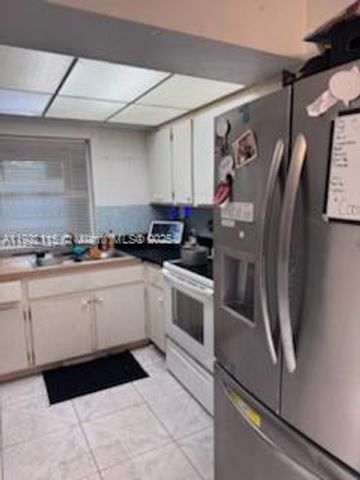 5890 NW 15th St, Sunrise, FL 33313