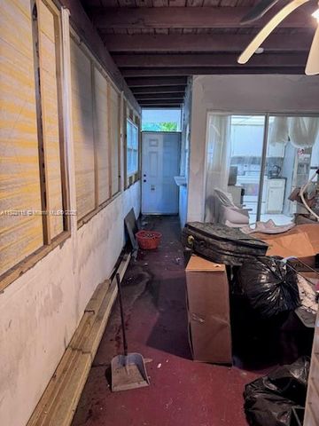 5890 NW 15th St, Sunrise, FL 33313