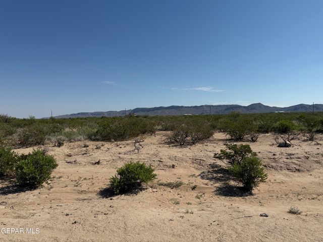17161 Delia Avenue, El Paso, TX 79938