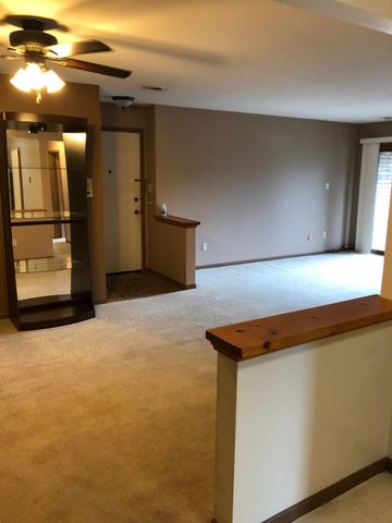 2306 Martha Street 302, Highland, IN 46322