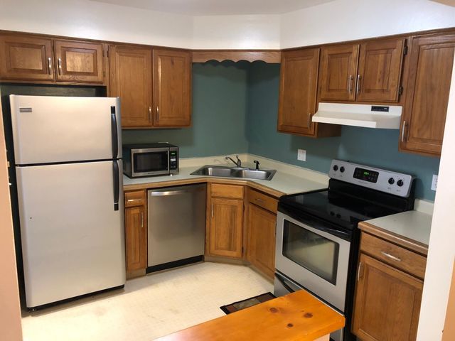 2306 Martha Street 302, Highland, IN 46322