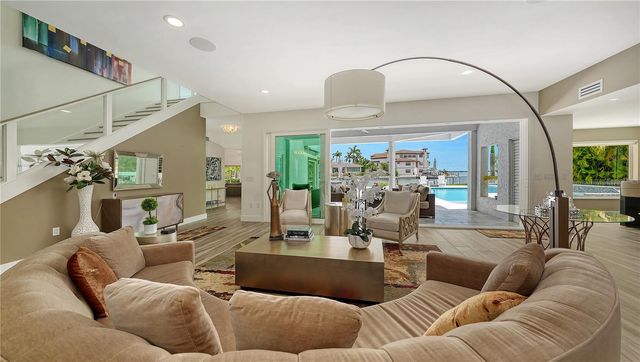 7689 COVE TERRACE, Sarasota, FL 34231