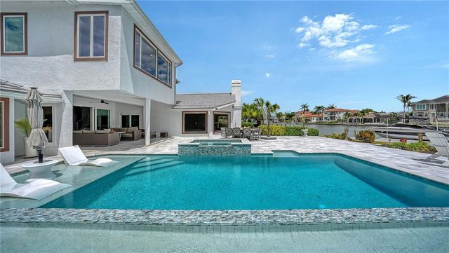 7689 COVE TERRACE, Sarasota, FL 34231