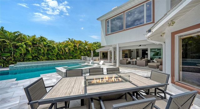 7689 COVE TERRACE, Sarasota, FL 34231