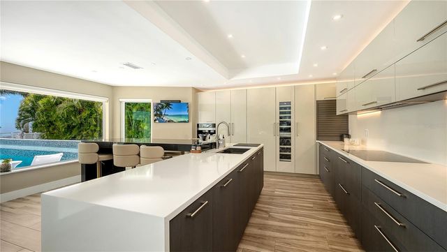 7689 COVE TERRACE, Sarasota, FL 34231