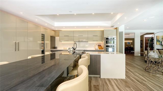 7689 COVE TERRACE, Sarasota, FL 34231