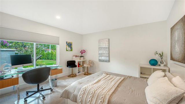 7689 COVE TERRACE, Sarasota, FL 34231