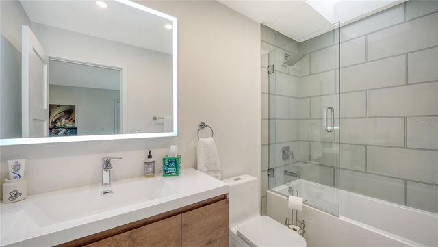 7689 COVE TERRACE, Sarasota, FL 34231