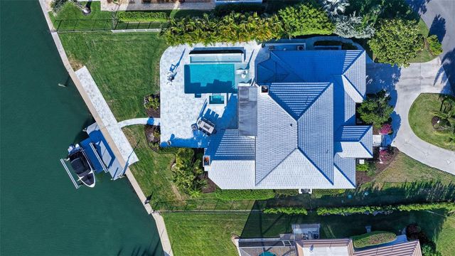 7689 COVE TERRACE, Sarasota, FL 34231