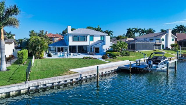 7689 COVE TERRACE, Sarasota, FL 34231
