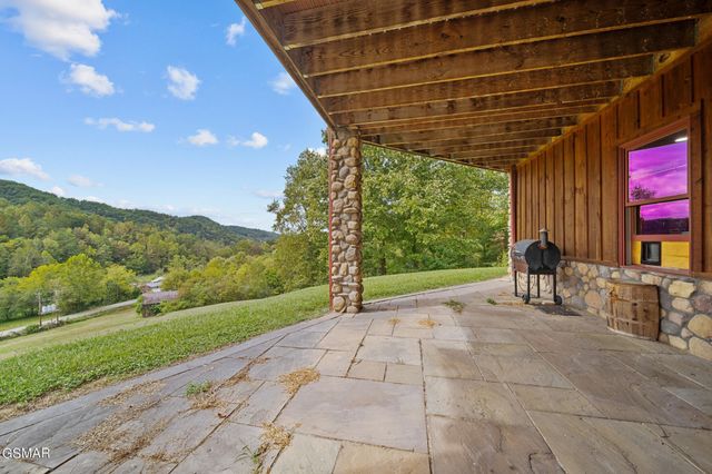 4769 Jones Cove Road, Cosby, TN 37722