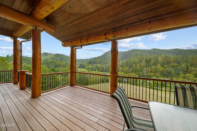 4769 Jones Cove Road, Cosby, TN 37722