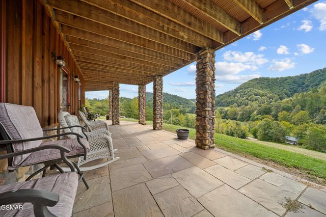 4769 Jones Cove Road, Cosby, TN 37722
