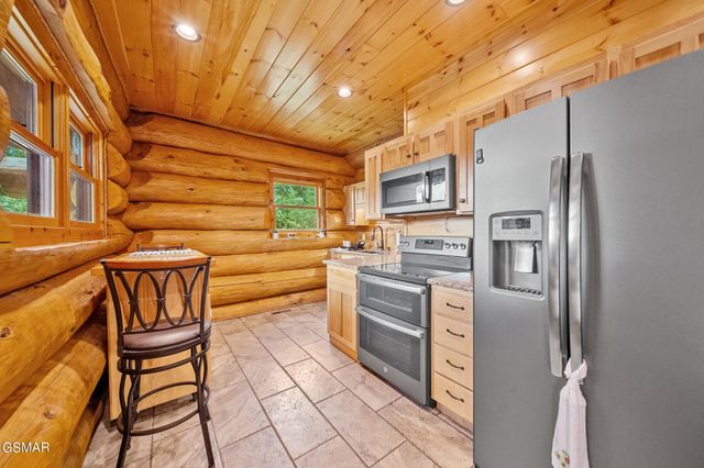 4769 Jones Cove Road, Cosby, TN 37722