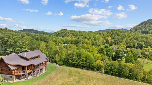 4769 Jones Cove Road, Cosby, TN 37722