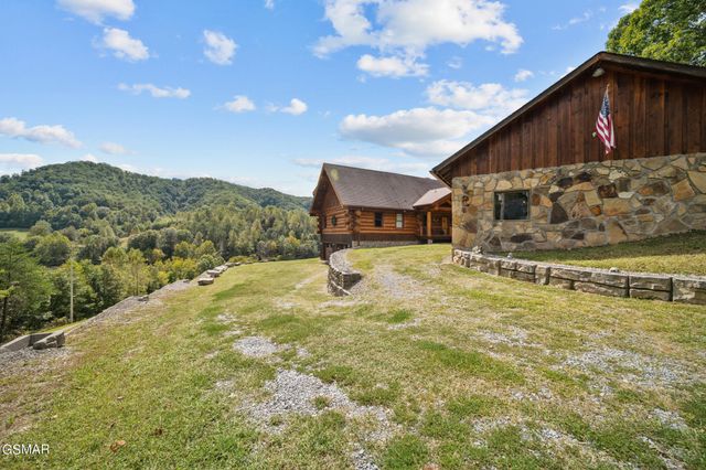4769 Jones Cove Road, Cosby, TN 37722