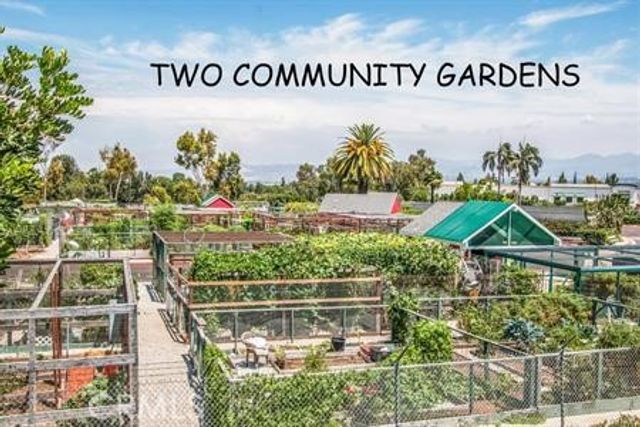 18 Via Castilla C, Laguna Woods, CA 92637
