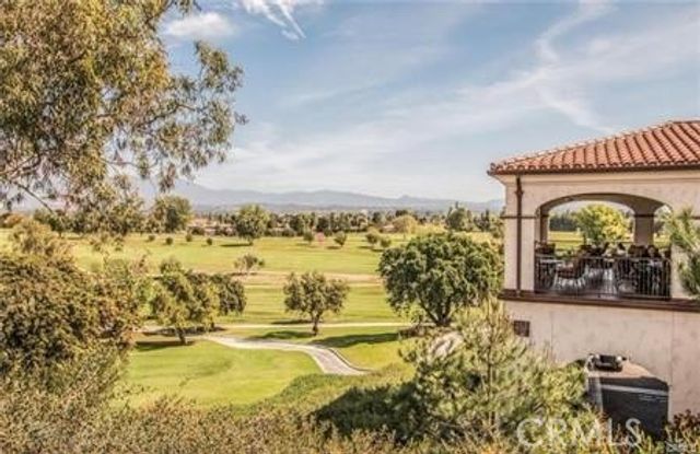18 Via Castilla C, Laguna Woods, CA 92637
