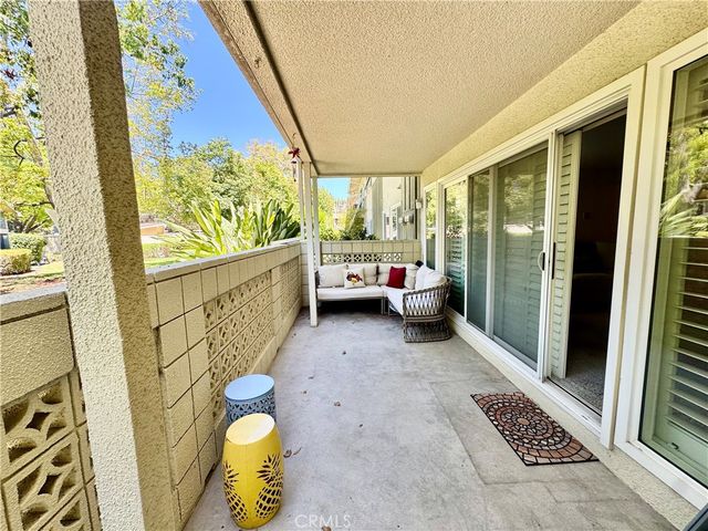 18 Via Castilla C, Laguna Woods, CA 92637