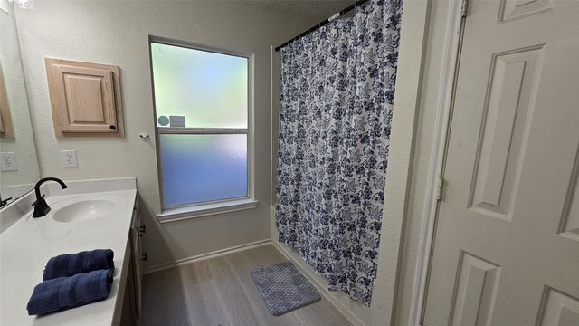 5256 Chessie Circle, Haltom City, TX 76137