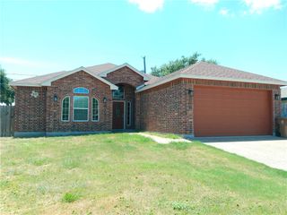 801 Truk Dr, Corpus Christi, TX 78418