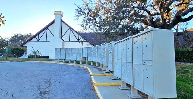 310 BAYSHORE BOULEVARD 104, Clearwater, FL 33759