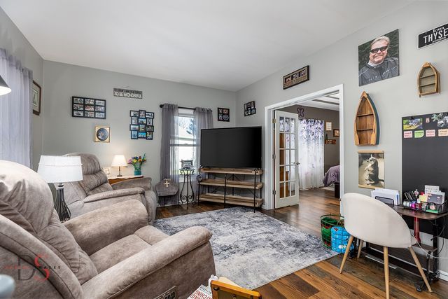 597 Redhorse Court, Yorkville, IL 60560