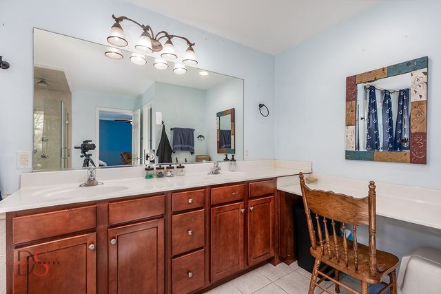 597 Redhorse Court, Yorkville, IL 60560