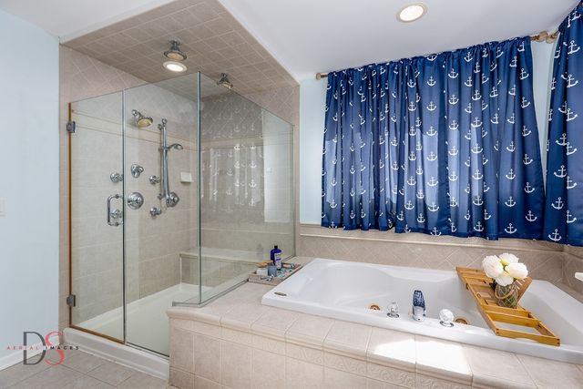 597 Redhorse Court, Yorkville, IL 60560