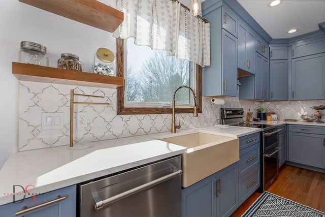 597 Redhorse Court, Yorkville, IL 60560