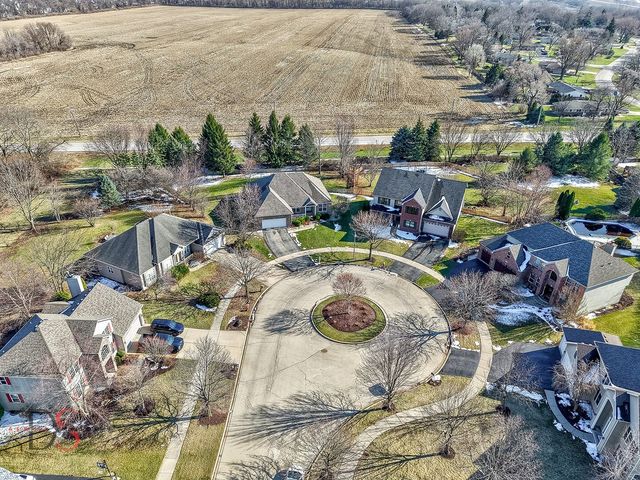 597 Redhorse Court, Yorkville, IL 60560