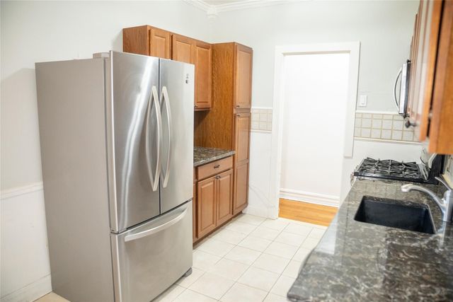 60 W Broad St 2M, Mount Vernon, NY 10552